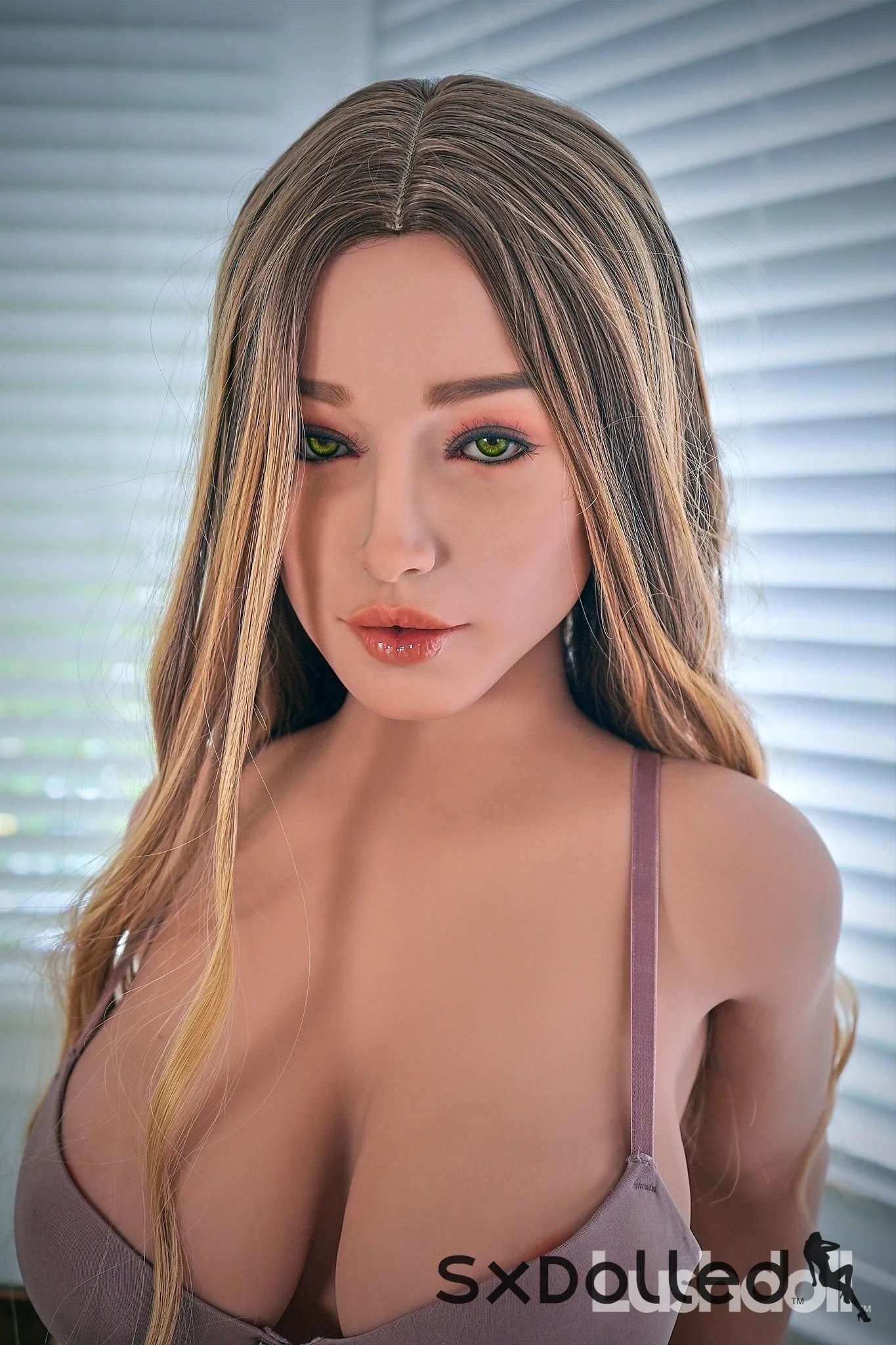 Jessica B (H Cup) (153cm) | Thick Short Tanned Sex Doll | Lushdoll H Cup / 153cm / Ombre Sex Doll