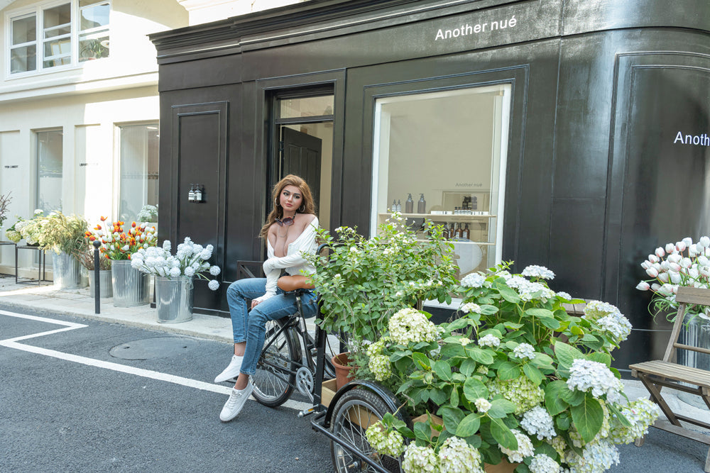 Moner (G-Cup) (163cm) | Sex Doll G-Cup / 163cm / Brunette Sex Doll