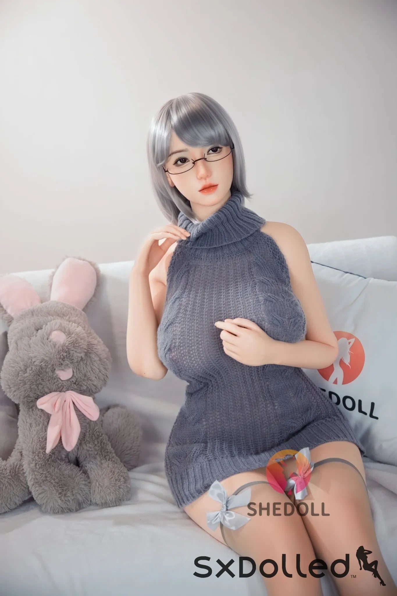 Achu A (H-Cup) (163cm) | Busty Mature Asian Sex Doll | SHEDOLL H-Cup / 163cm / Silver Sex Doll