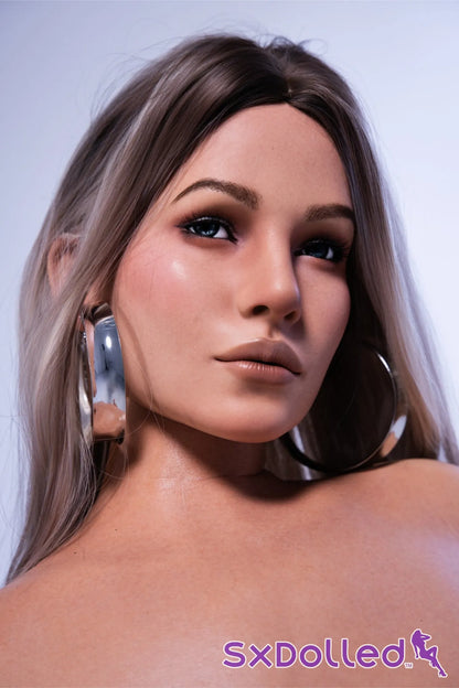 Alessia C (D-Cup) (165cm) | Tanned Thick Latina Sex Doll | IDODOLL D-Cup / 165cm / Ombre Sex Doll