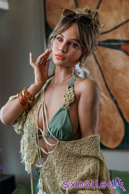 Alessia E (C-Cup) (169cm) | Tall Tan Caucasian Sex Doll | IDODOLL - C-Cup / 169cm / Ombre - Sex Doll