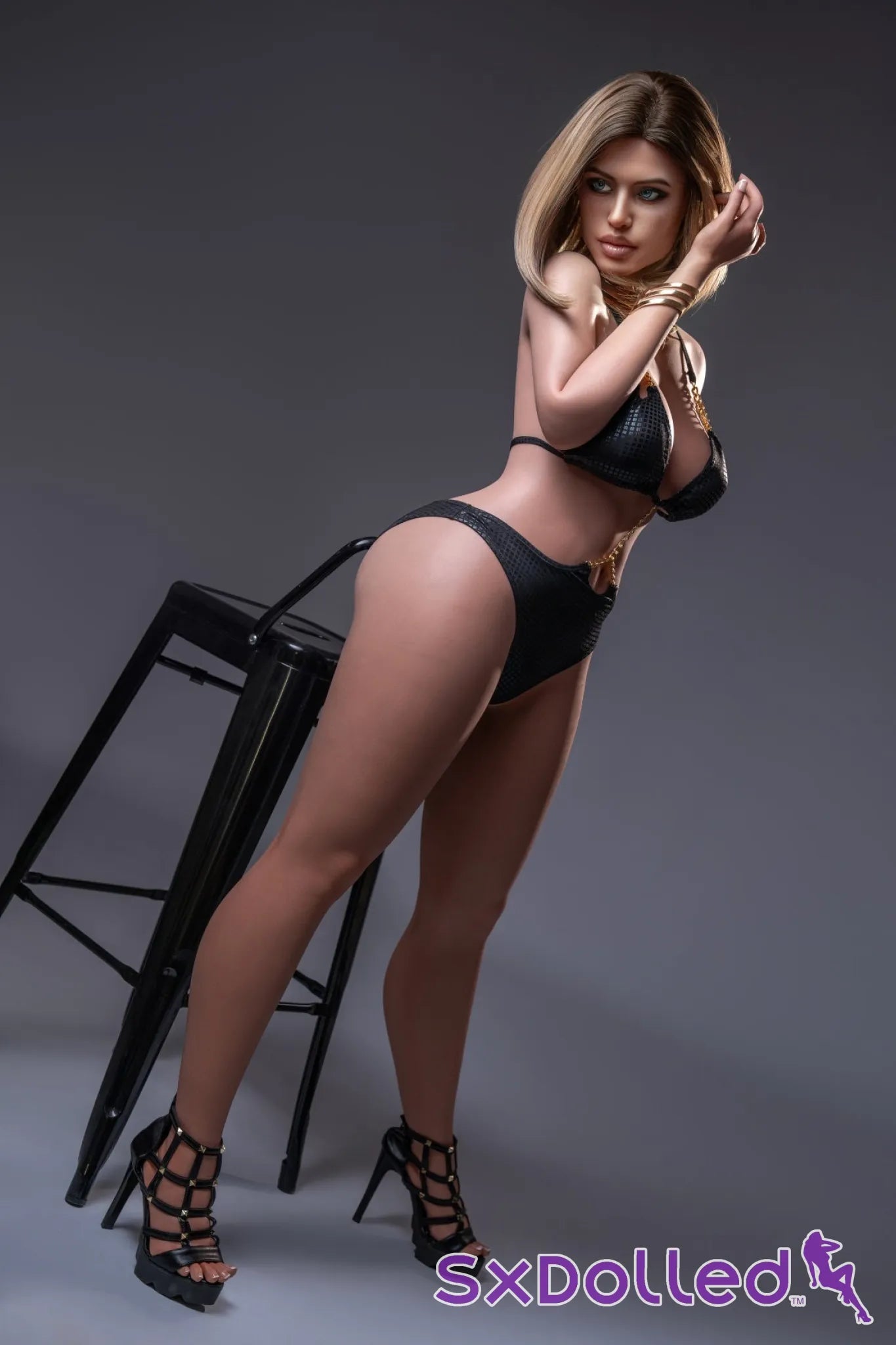 Alzira (F-Cup) (154cm) | Caucasian Tan Pear Sex Doll | Orangein Doll F-Cup / 154cm / Ombre Sex Doll