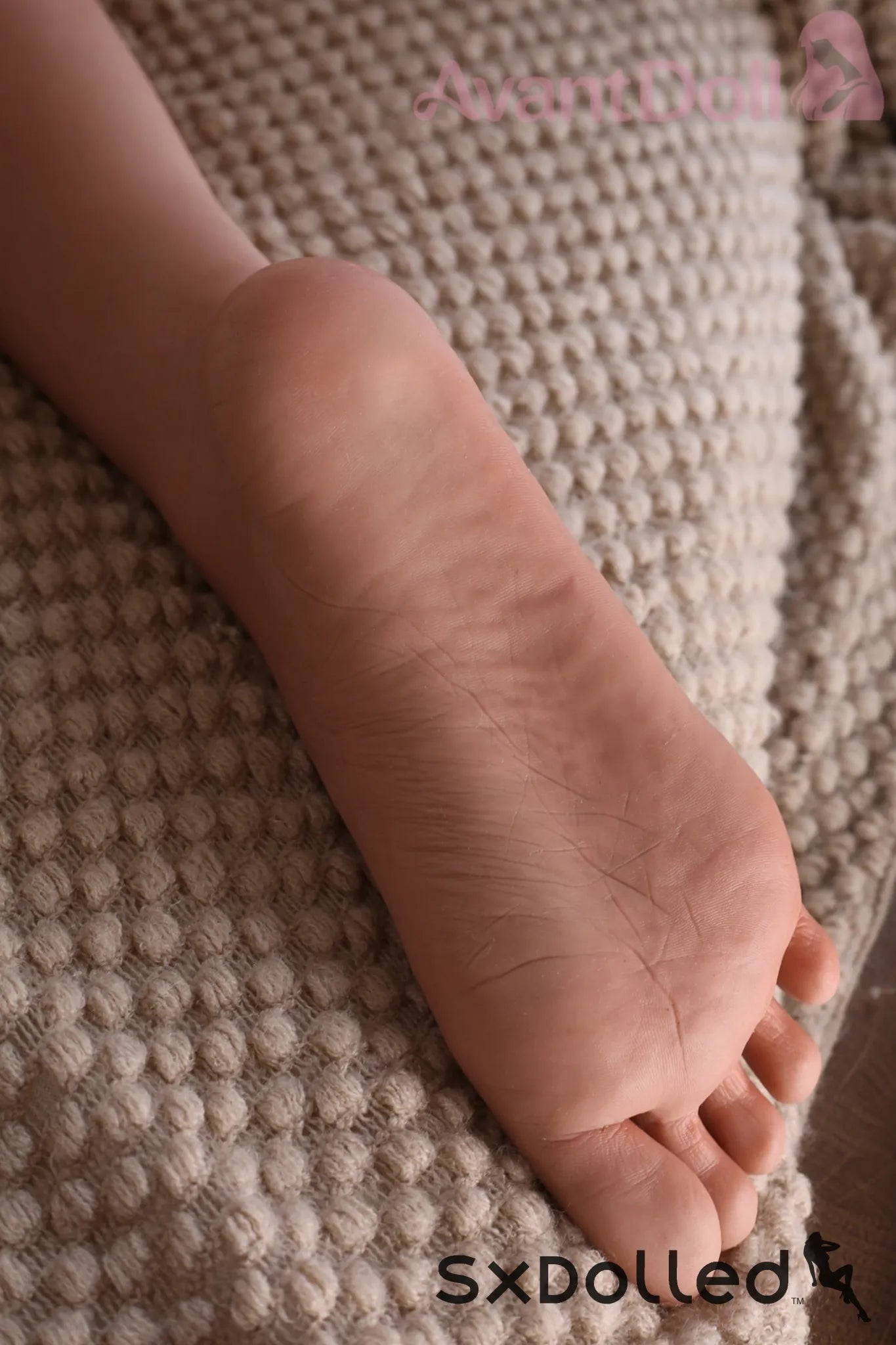 Aria I (F-Cup) (165cm) | Pear Silicone MILF Sex Doll | Avant Doll F-Cup / 165cm / Brunette Sex Doll