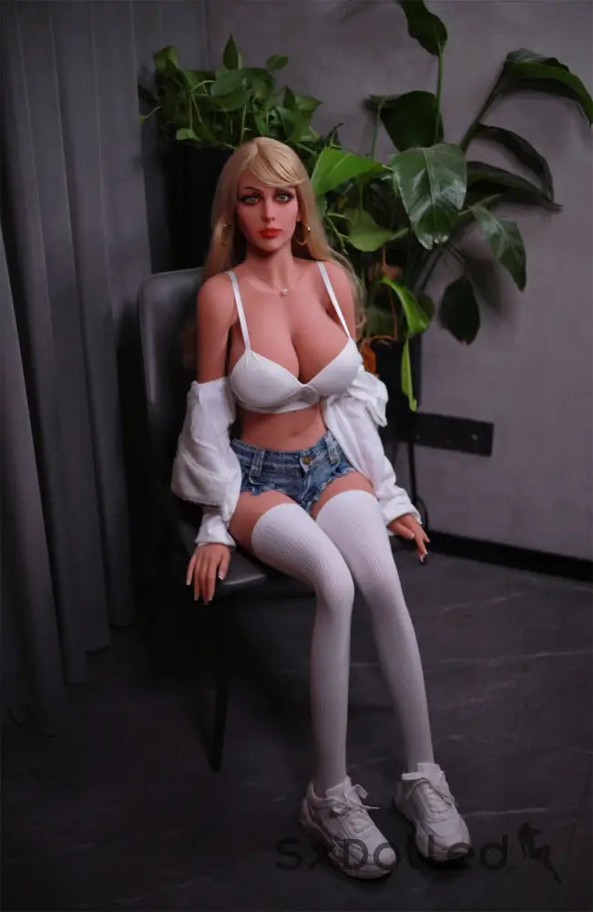 Consuelo (E-Cup) (158cm) | Sex Doll | Fire Doll | SxDolled.