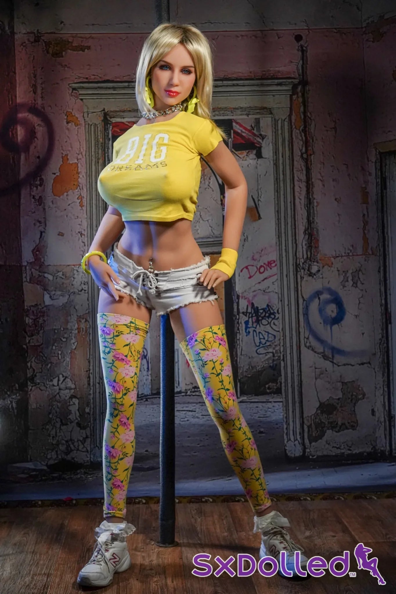 Cornelia A (F-Cup) (174cm) | Big Breasts MILF Sex Doll | HR Doll - F-Cup / 174cm / Blonde - Sex Doll