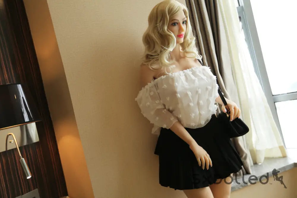 Cynthia (G-Cup) (160cm) | Sex Doll | Climax Doll | SxDolled.