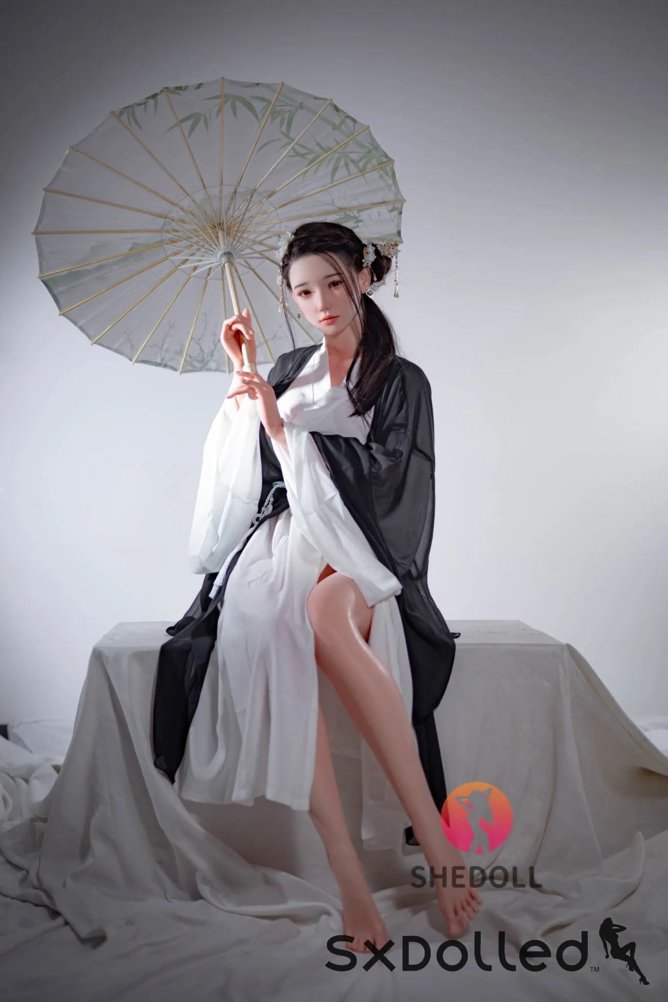 Evelis (E-Cup) (165cm) | Sex Doll E-Cup / 165cm / Brunette Sex Doll