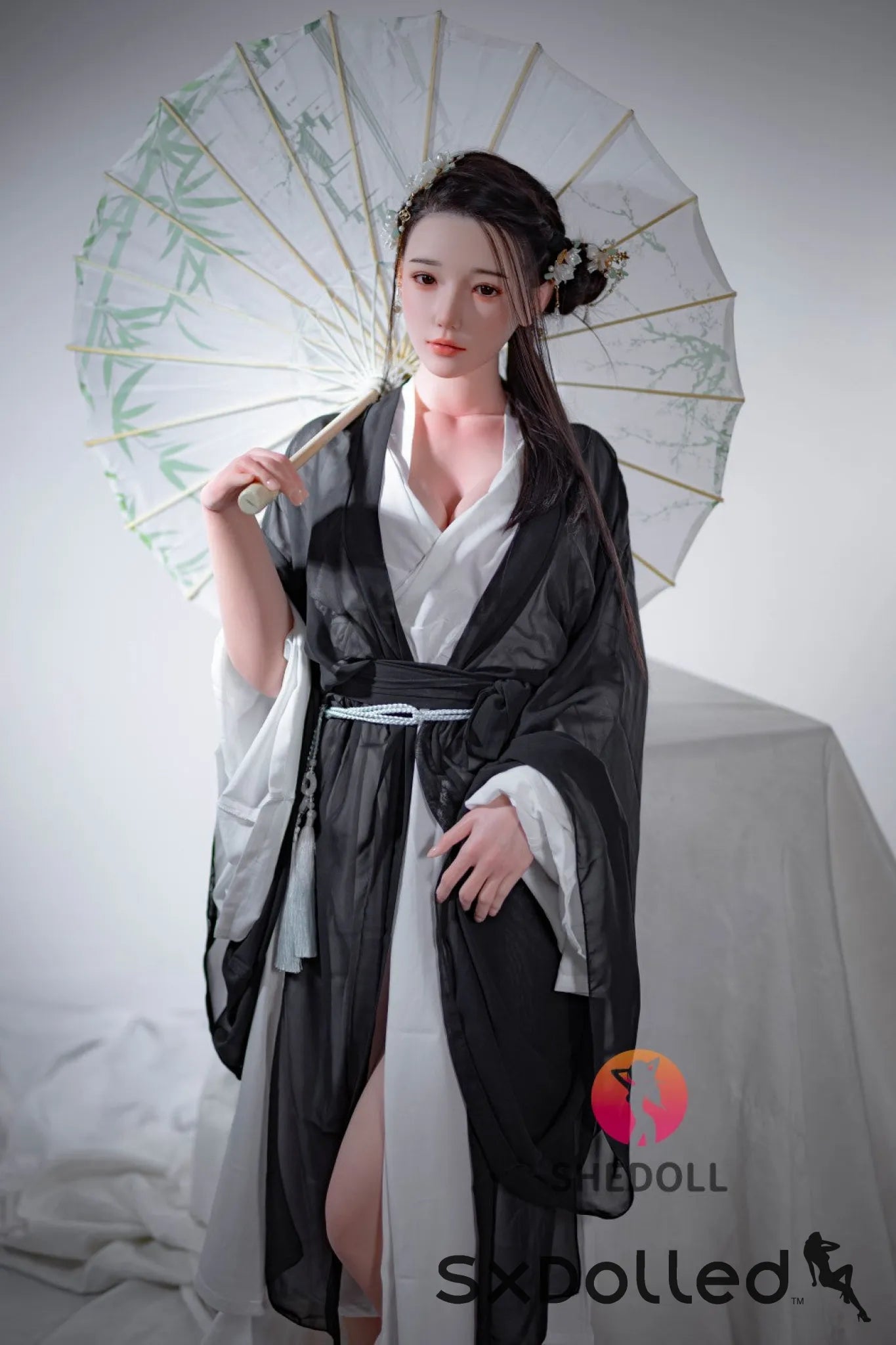 Evelis (E-Cup) (165cm) | Sex Doll E-Cup / 165cm / Brunette Sex Doll