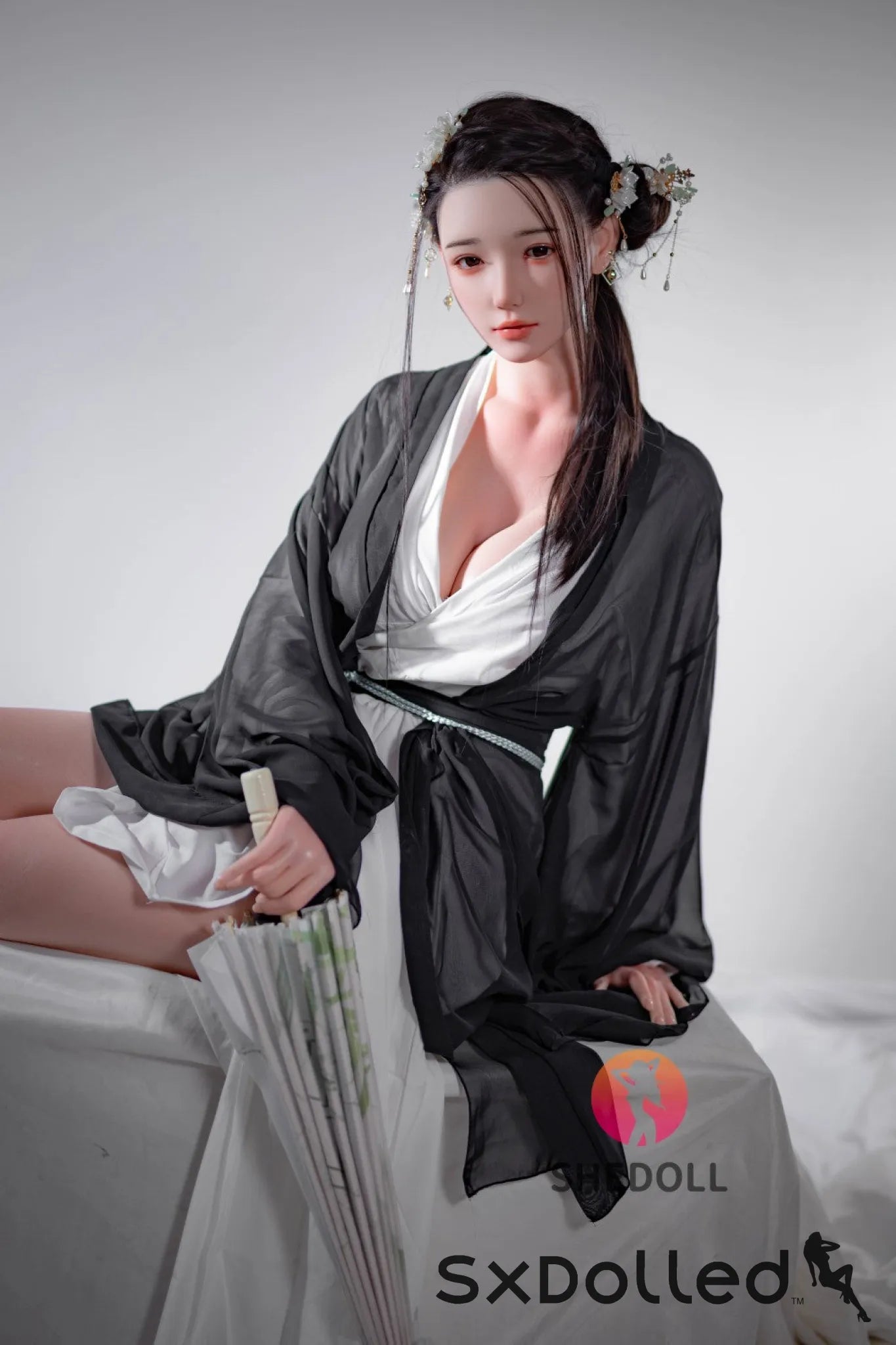 Evelis (E-Cup) (165cm) | Sex Doll E-Cup / 165cm / Brunette Sex Doll