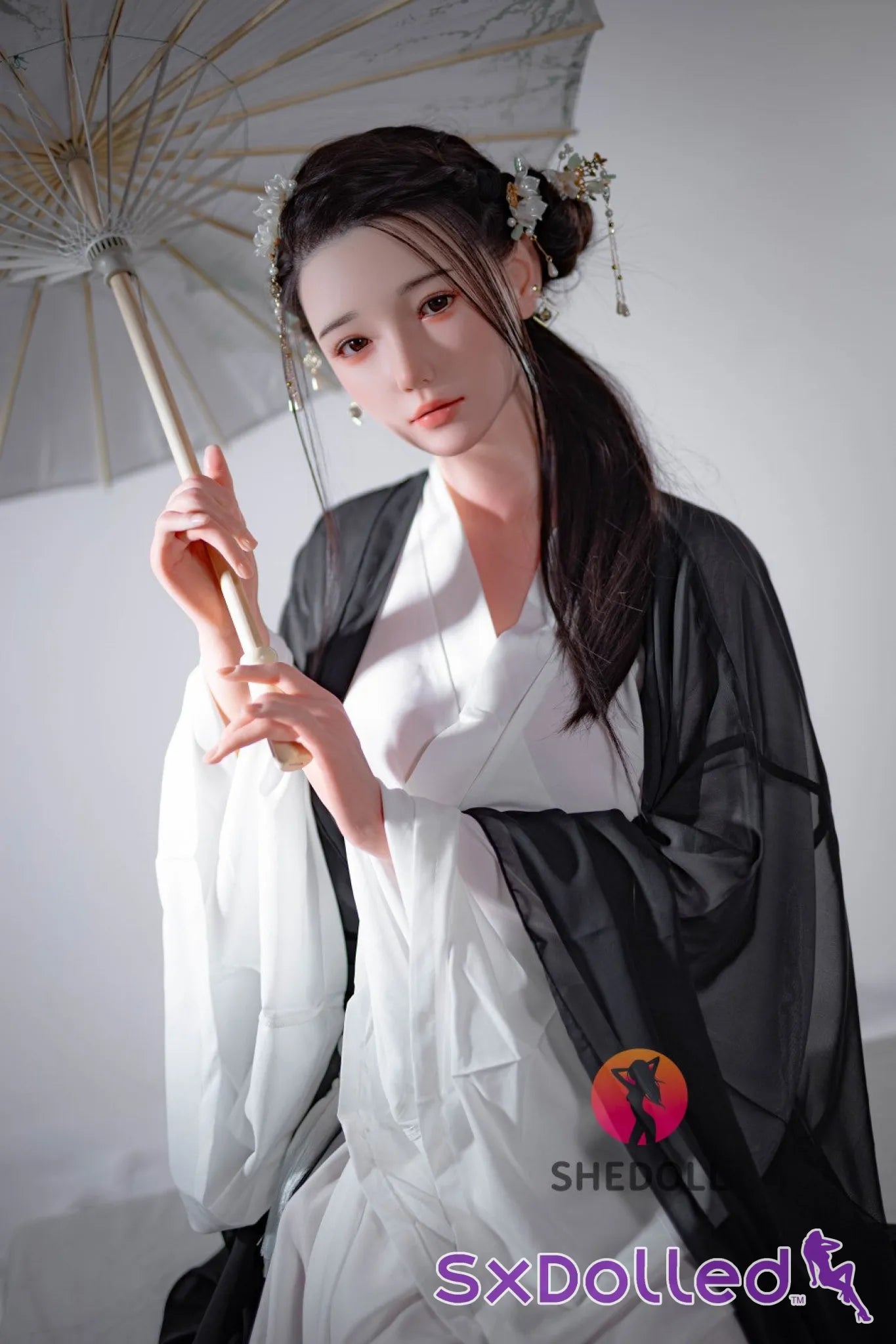 Evelis (E-Cup) (165cm) | Sex Doll E-Cup / 165cm / Brunette Sex Doll