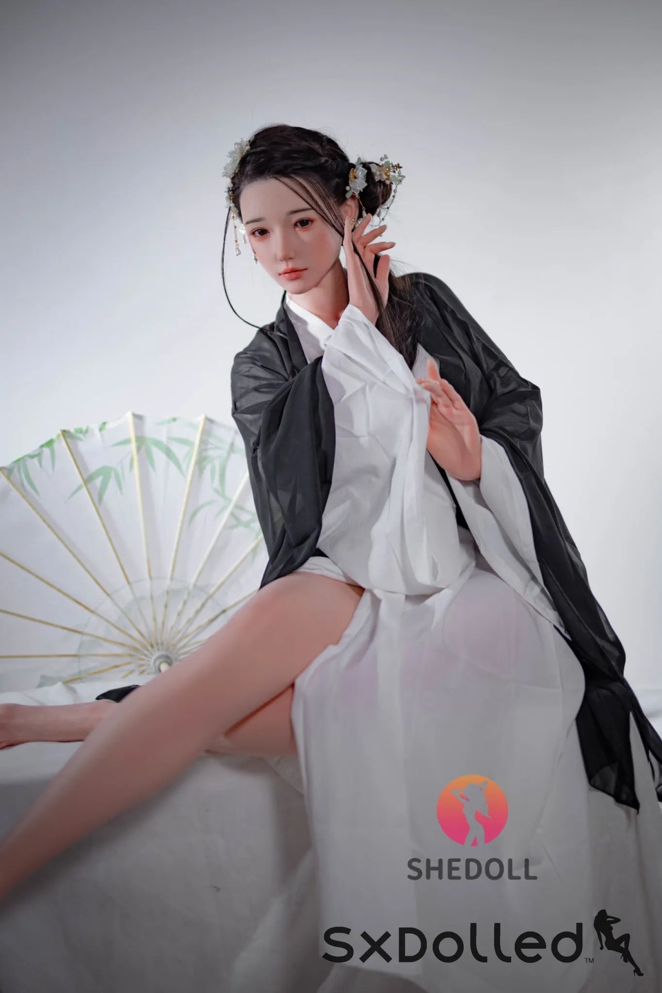 Evelis (E-Cup) (165cm) | Sex Doll E-Cup / 165cm / Brunette Sex Doll