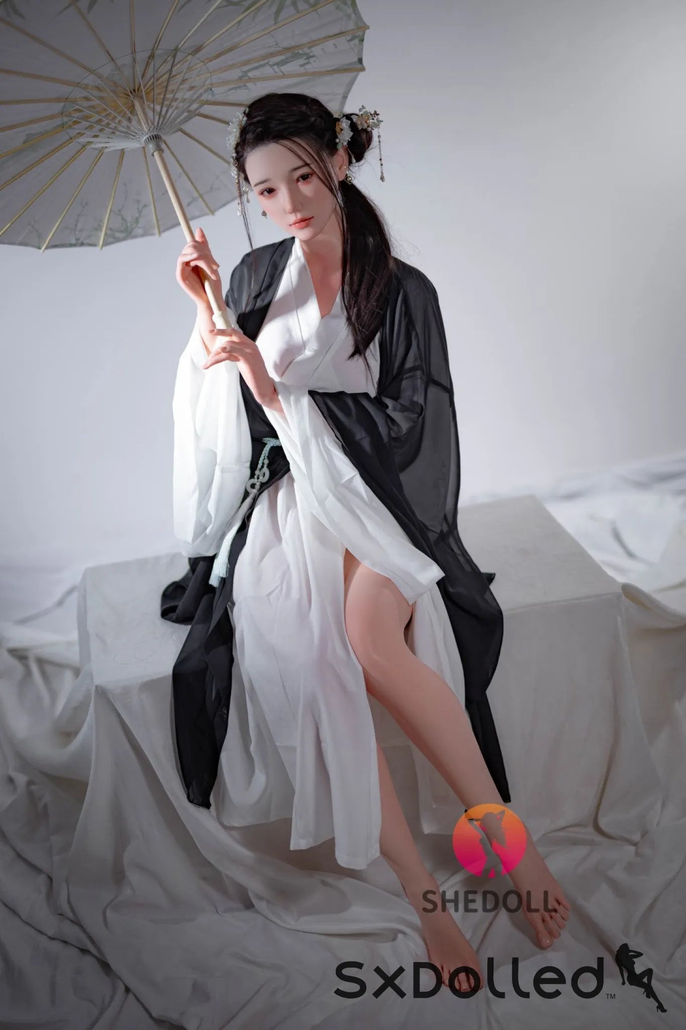 Evelis (E-Cup) (165cm) | Sex Doll E-Cup / 165cm / Brunette Sex Doll