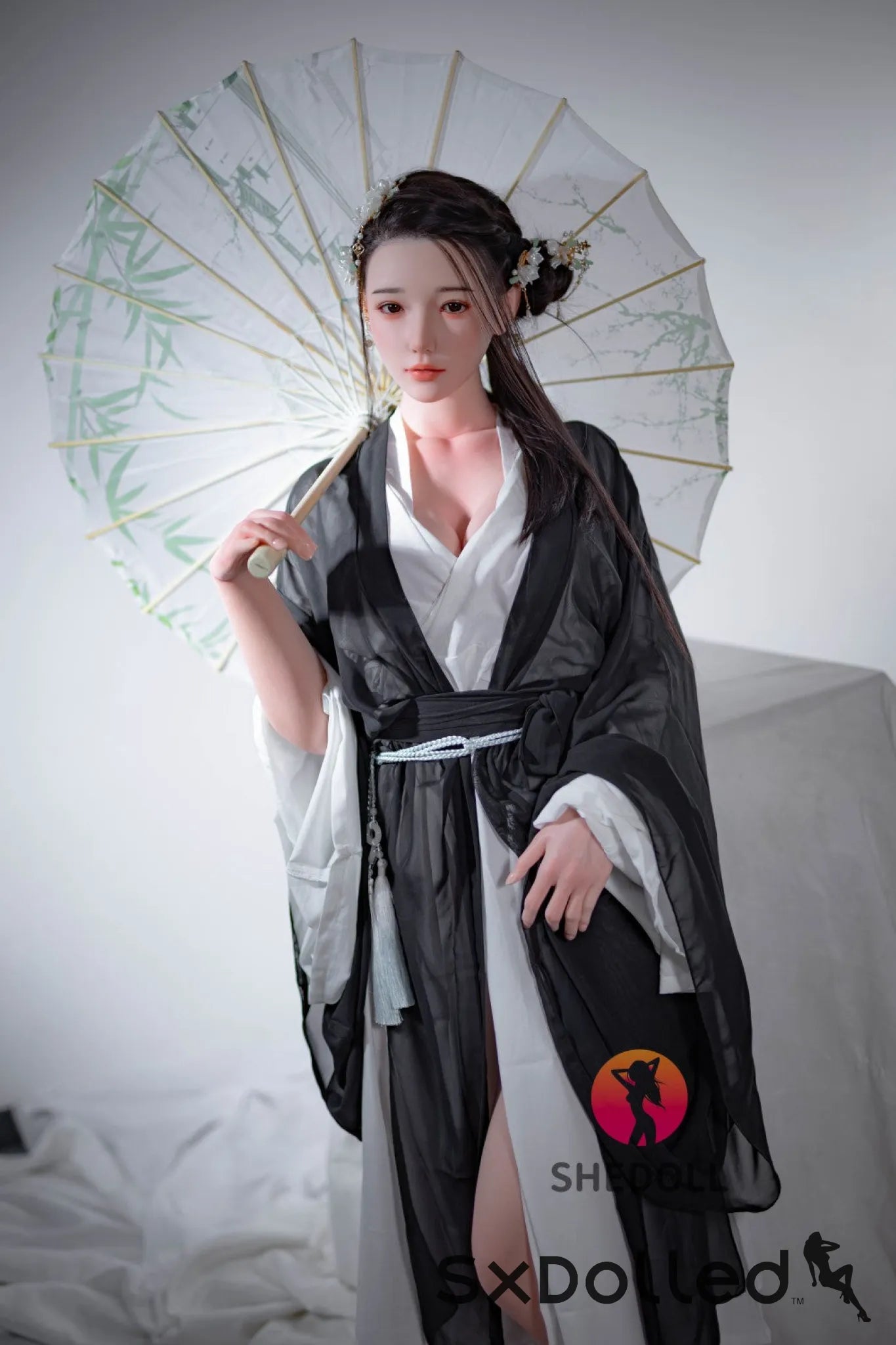 Evelis (E-Cup) (165cm) | Sex Doll E-Cup / 165cm / Brunette Sex Doll