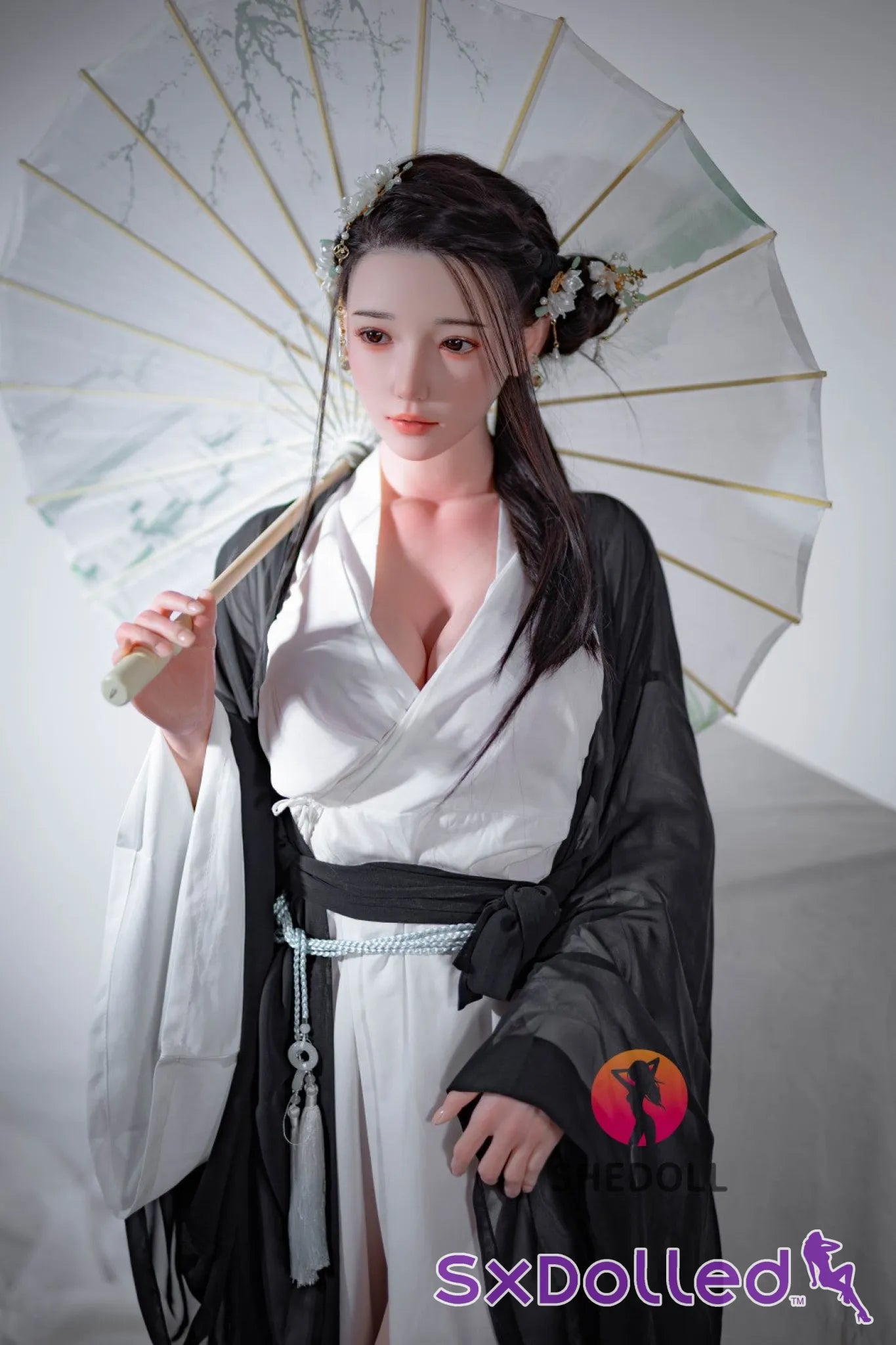 Evelis (E-Cup) (165cm) | Sex Doll E-Cup / 165cm / Brunette Sex Doll