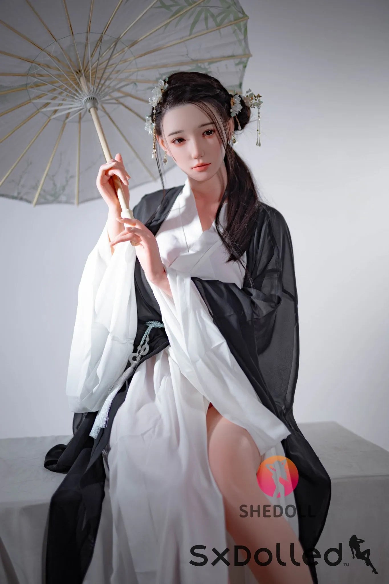 Evelis (E-Cup) (165cm) | Sex Doll E-Cup / 165cm / Brunette Sex Doll