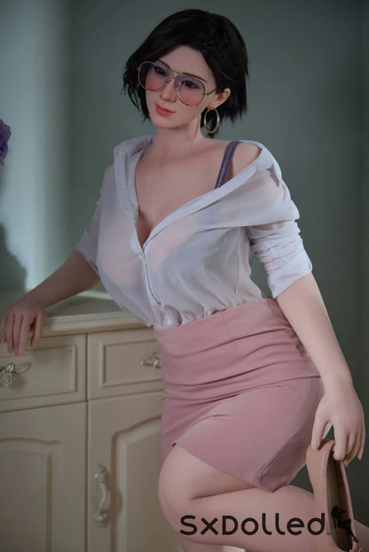 Hao B (G-Cup) (165cm) | Asian Short Hair Pear Sex Doll | Starpery G-Cup / 165cm / Black Sex Doll