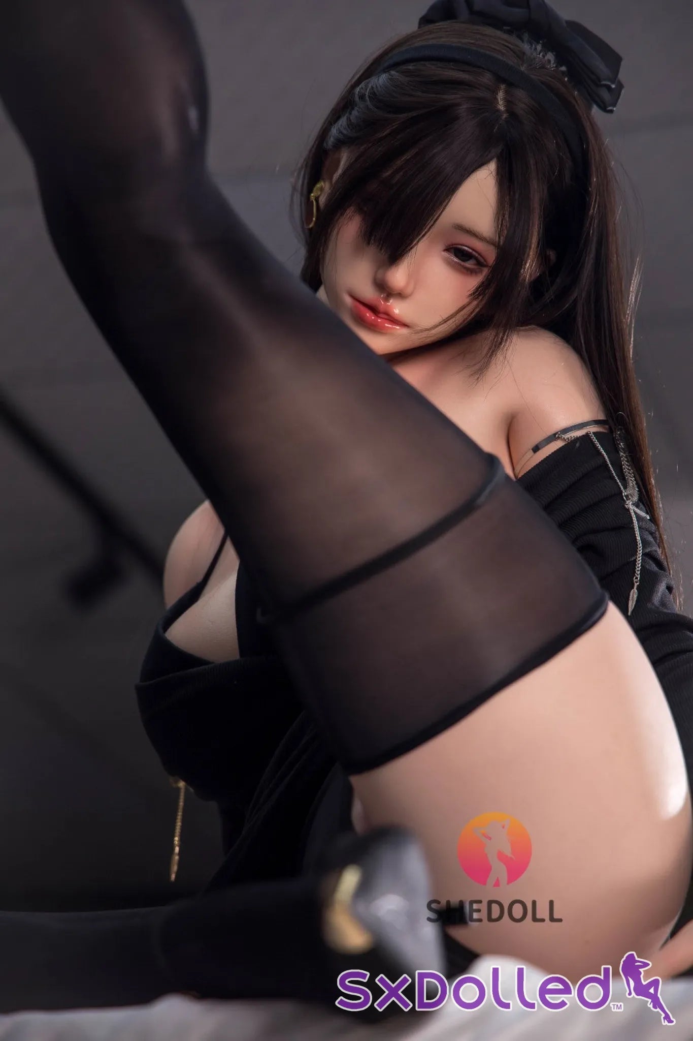 Kyrena (E-Cup) (165cm) | Sex Doll E-Cup / 165cm / Brunette Sex Doll