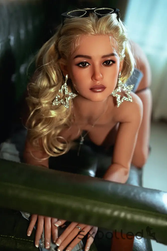 Lilyana (D-Cup) (164cm) | Sex Doll | Rosretty Doll | SxDolled.