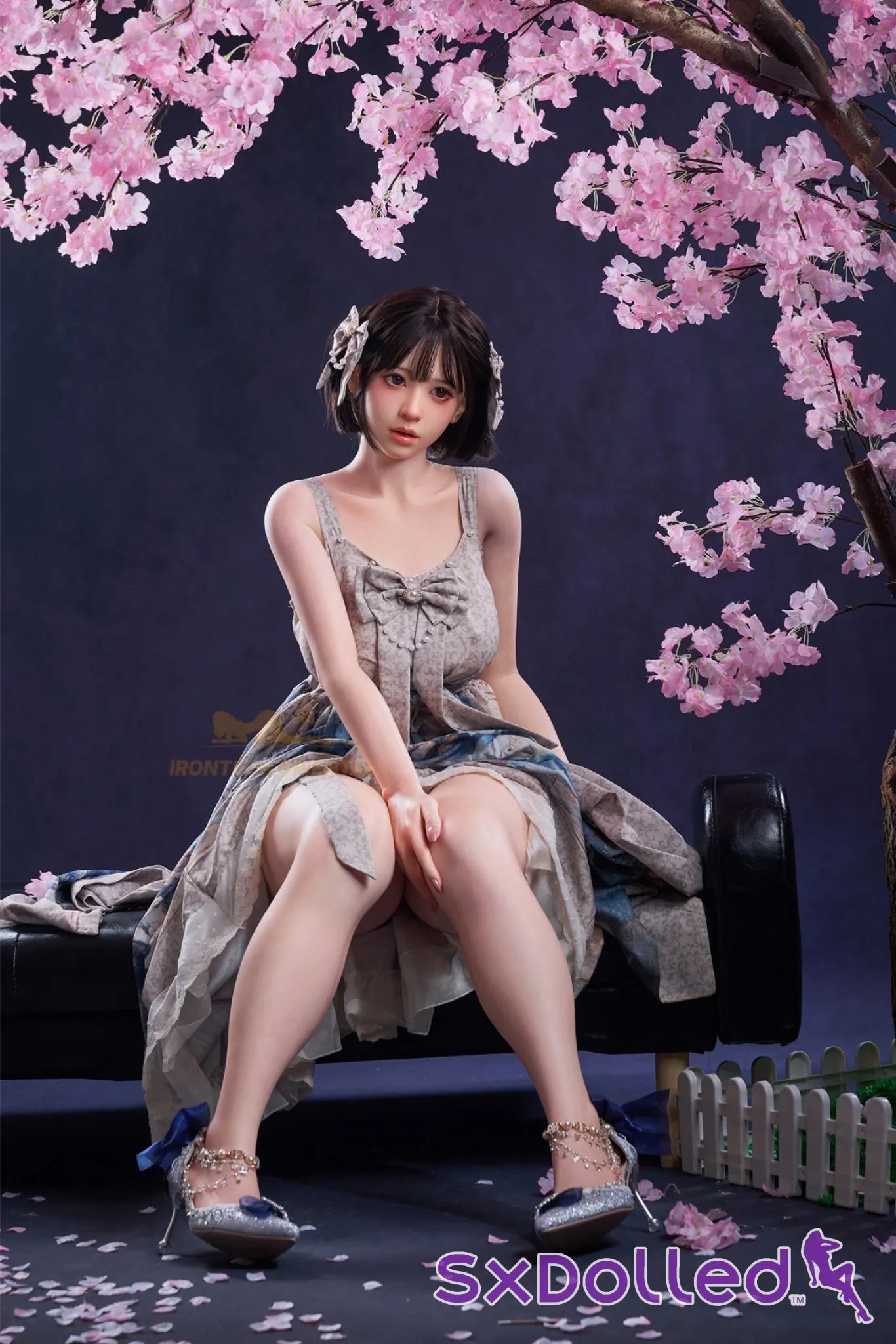 Lina F (E-Cup) (153cm) | Curvy Thick Japanese Sex Doll | Irontech Doll | Oriental Series - E-Cup / 153cm / Brunette