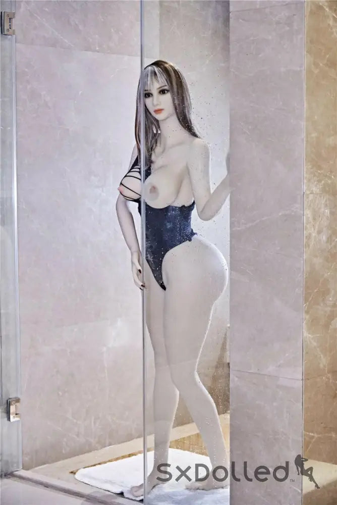 Suki (G-Cup) (170cm) | Sex Doll | Irontech Doll | SxDolled.