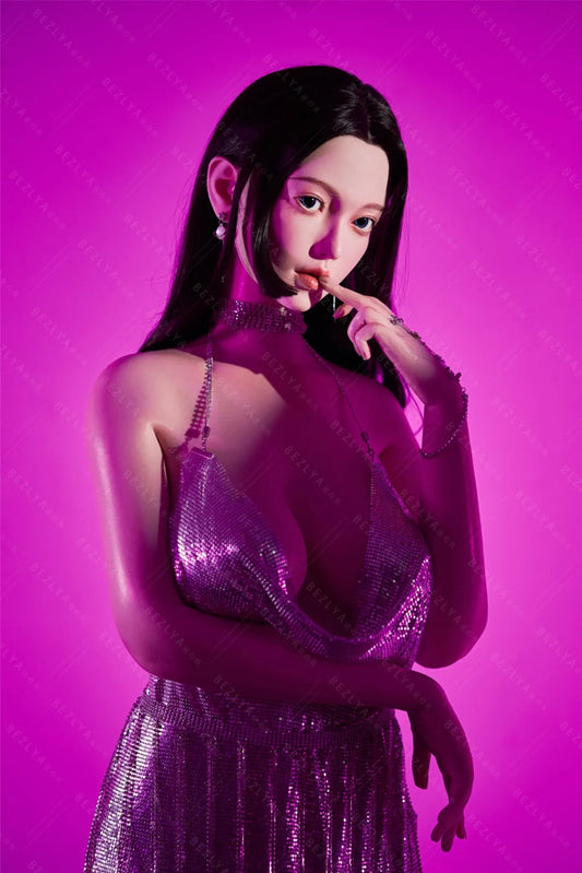 Tomomi (H-Cup) (163cm) | Sex Doll H-Cup / 163cm / Brunette Sex Doll