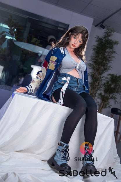 Tracee (E-Cup) (165cm) | Sex Doll E-Cup / 165cm / Brunette Sex Doll